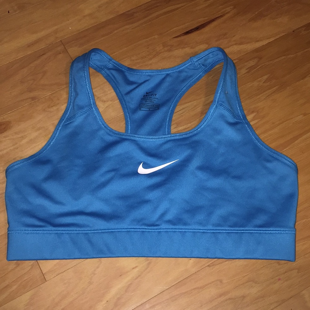 Nike DRI-FIT Sports Bra - Size M